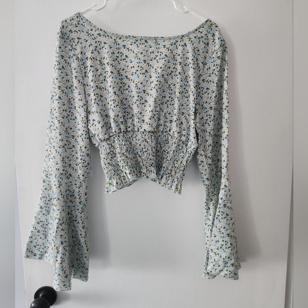 Romwe Floral Y2K Bohemian Crop Top Size Largebell Sleeve - Picture 6 of 6